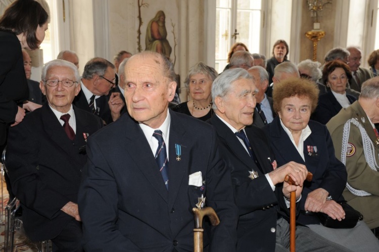 Uroczystość wręczenia odznaczeń i medali w Pałacu na Wodzie 