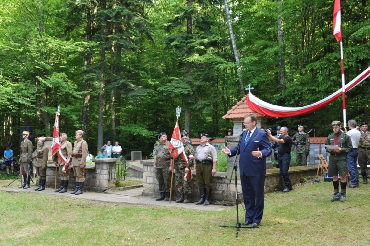 Wykus - uroczystości upamiętniające dowódców Zgrupowań Partyzanckich Armii Krajowej „Ponurego” i „Nurta”